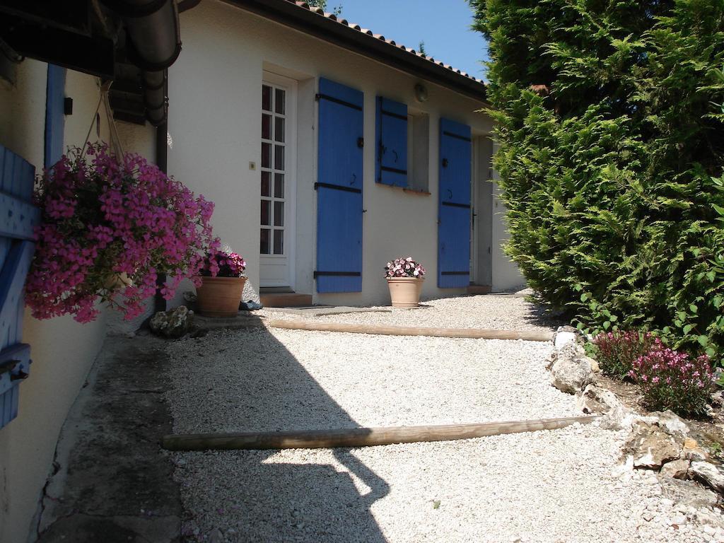 Villa La Grange Du Cheval Blanc Villeneuve-sur-Lot Zimmer foto
